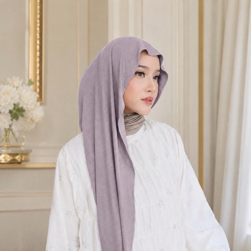 AIRY RAYON HOODIE 2M By Diamodest