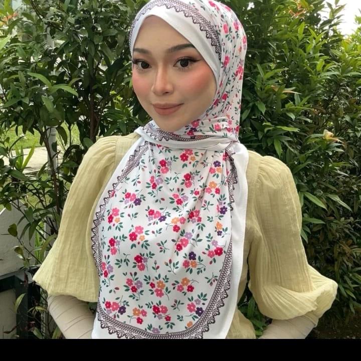 AULYA FLORAL BAWAL SELAPIS PRINTED MOSCREPE PREMIUM