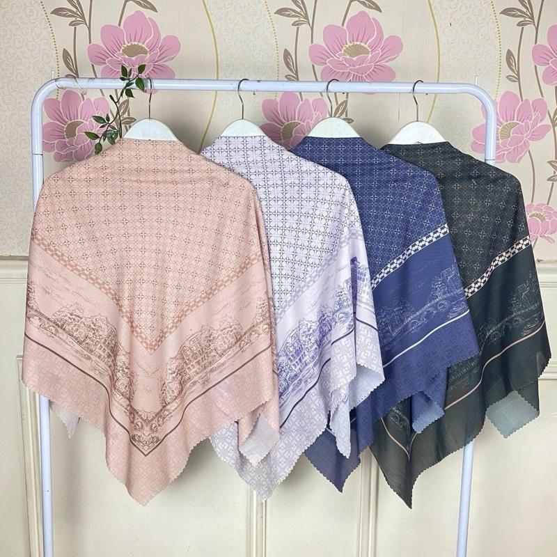 HOLLY LANE BAWAL POLYCOTTON WITH IN BUILT MAGNET